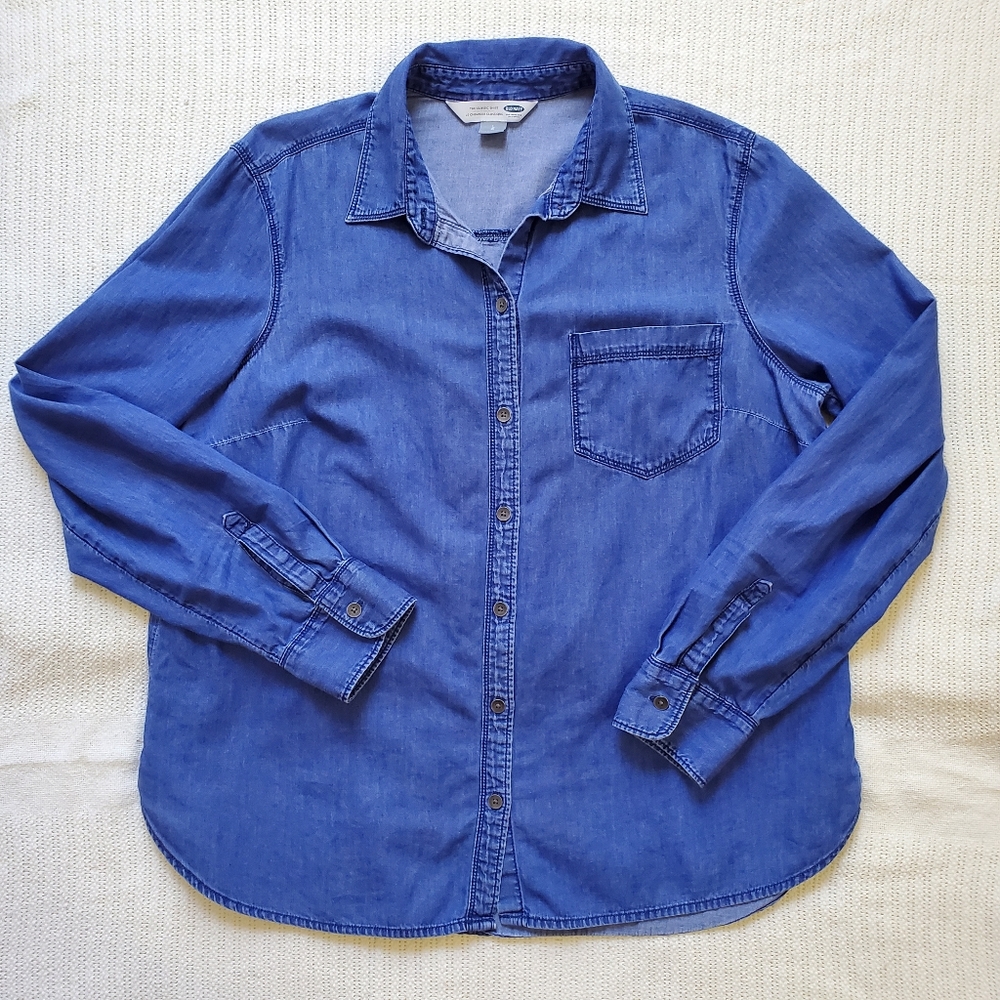 Lightweight Denim Button Down Shirt